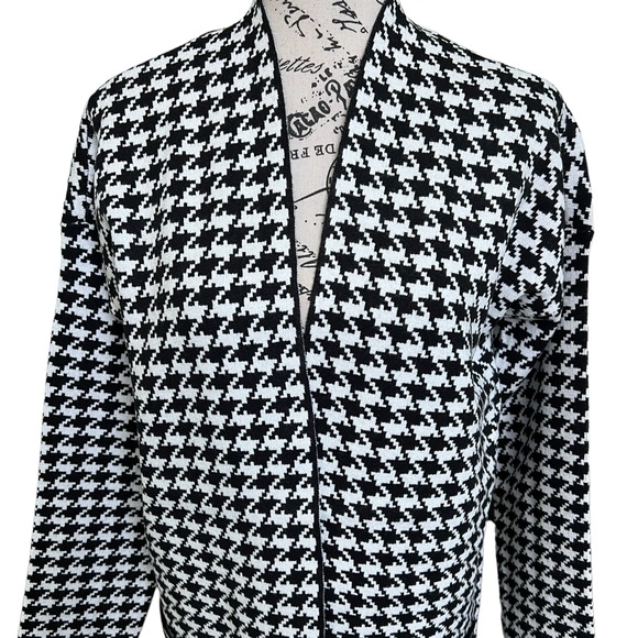 Cyrus Cardigan - Picture 3 of 13